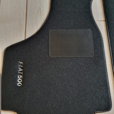 Kit sovratappeti bordo nero Fiat 500 ( 4 pezzi )